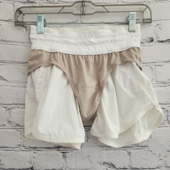 Lululemon Tracker Short - Picture 9 of 13